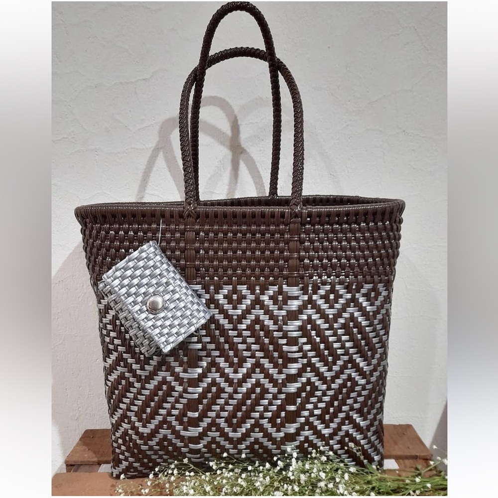Plastic Tote set